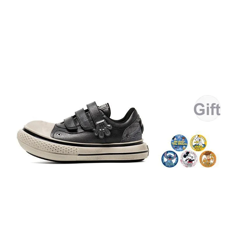 Disney x OLD ORDER Breathable And Lightweight Low Top Canvas Shoes Unisex Black-5