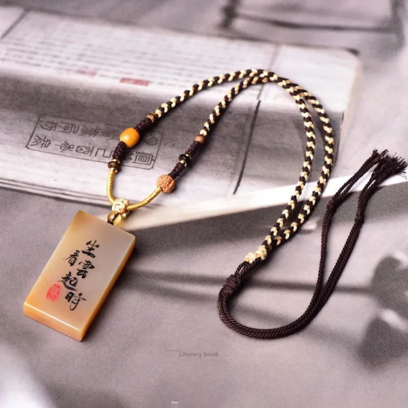 Gu He Jade Necklaces Unisex-3