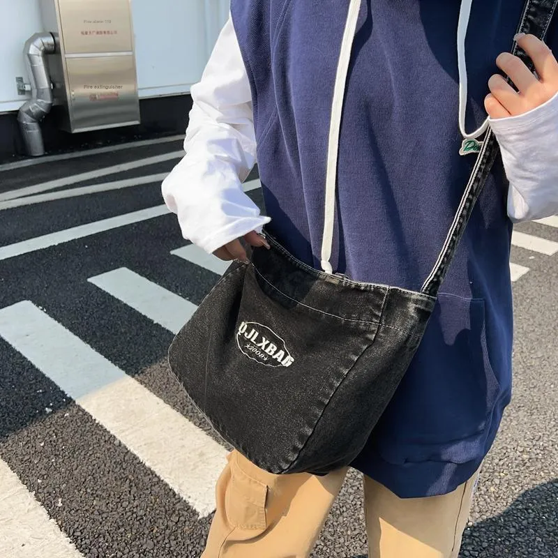 Alcohol dragon Handbags-2