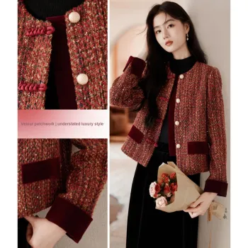Like The Age Of Water Fall, Winter Velvet feel Coat Regular Women's Black Red