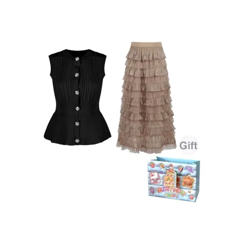 REMOLD Женские Комплекты с Юбкой