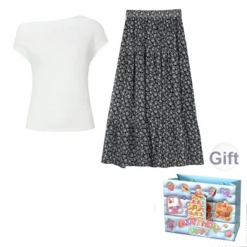 Gentle Welcome Skirt Set Women's