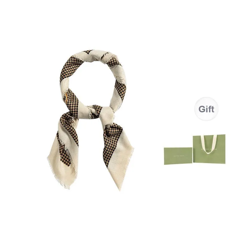 VANESSA HOGAN Silk Scarves Women's-1