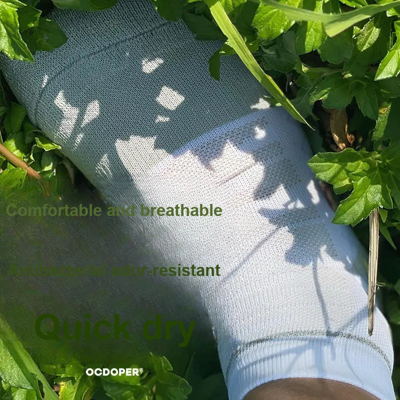 OCDOPER Unisex Mid-Calf Socks-1