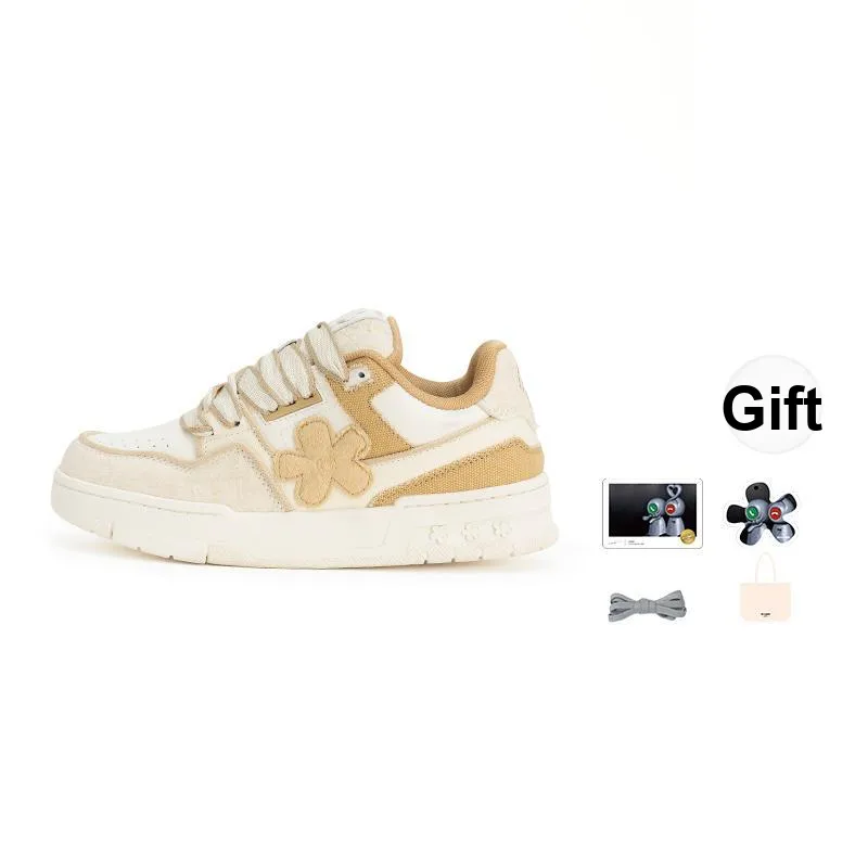 WE FLOWER Skateboard Shoes Unisex Low Top Beige