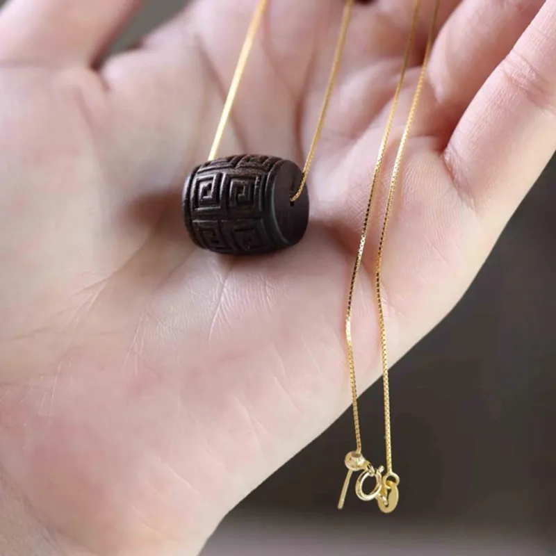 Tan Xin Sandalwood Necklaces Women's-1