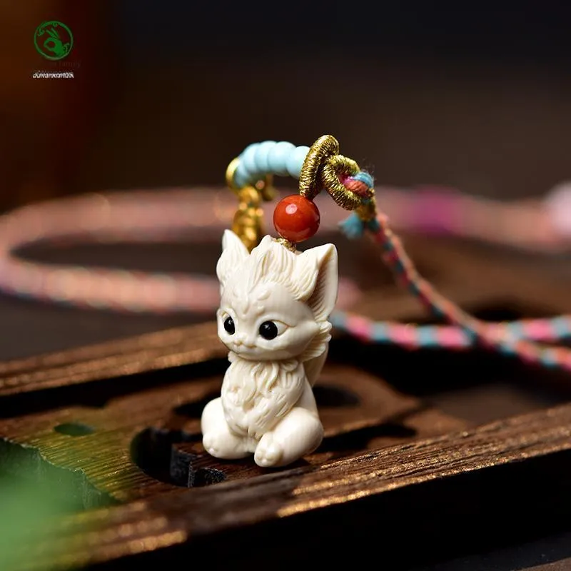 Tokai Family Mammoth Necklaces Unisex-2