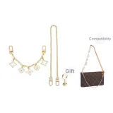 [Subsidiary Bag to Underarm]Original Version Four-Leaf Clover+Decorative Chain (Includes Gap Clasp)