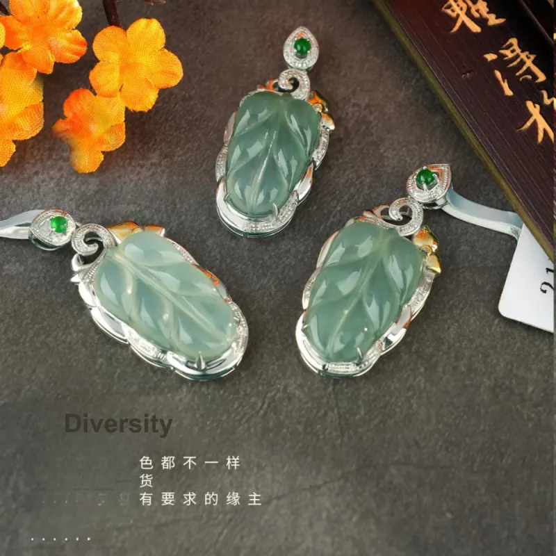 XIAOLIUJADE Ice Glutinous Jadeite Necklaces Unisex-4
