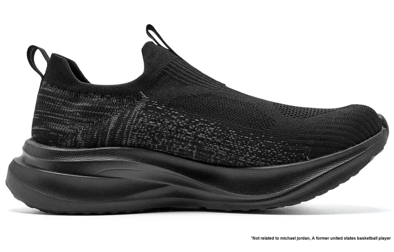 QIAODAN Shock Absorbers With Slip Resistant And Abrasion Resistant Properties Low Top Casual Running Shoes Men's Black-1