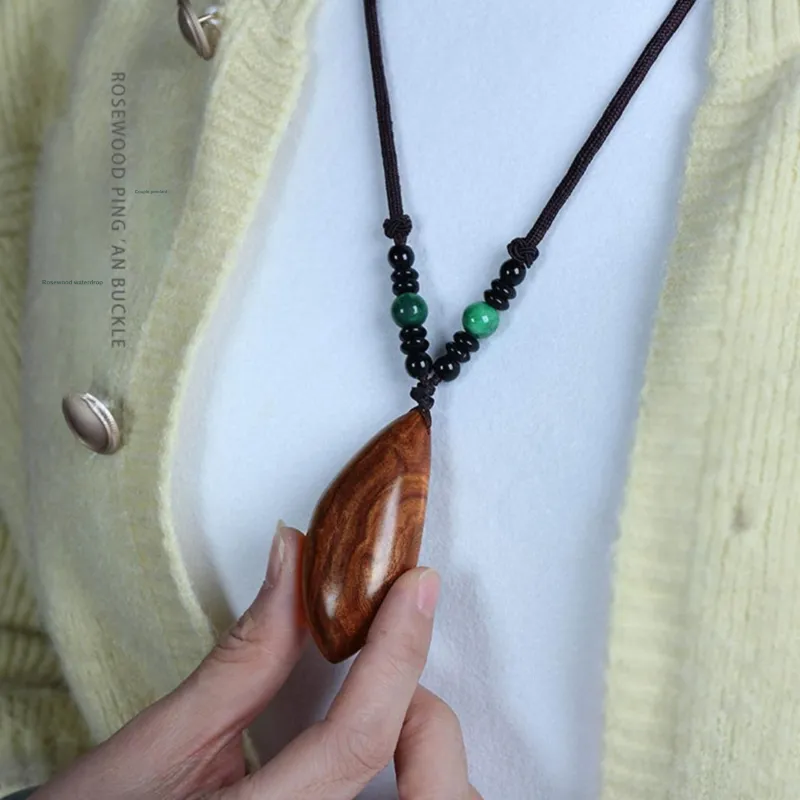 Tan Xin Padauk Necklaces Unisex-2
