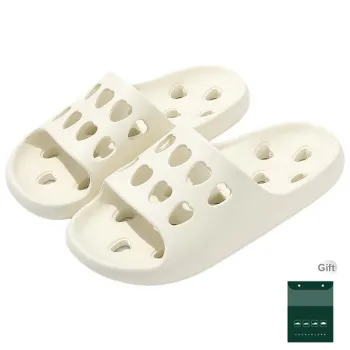Red bean Slippers / Home Slippers