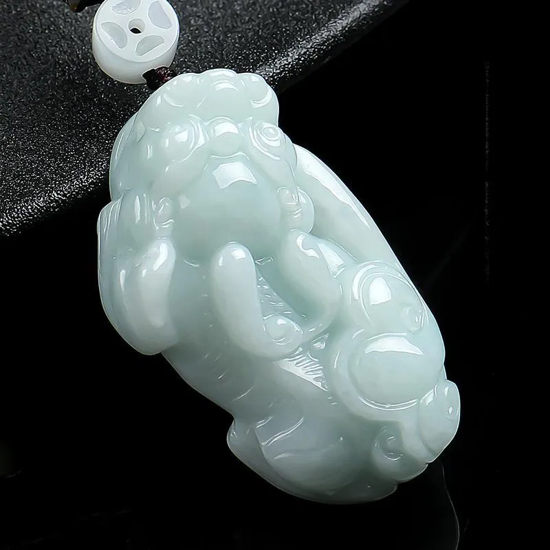 With The Heart Of The Jade Glutinous Jade Necklaces Unisex-3