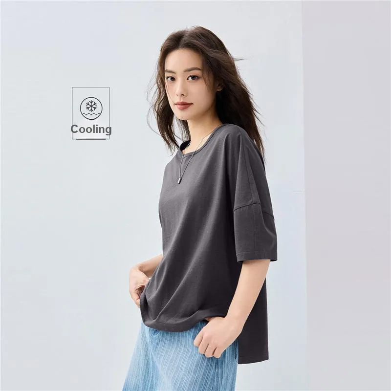 UNIQLO T Shirts Women's-11