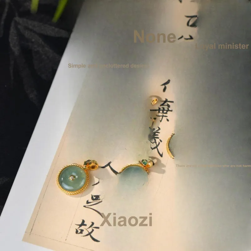 Clear Snow Ice Glutinous Necklaces Unisex-2