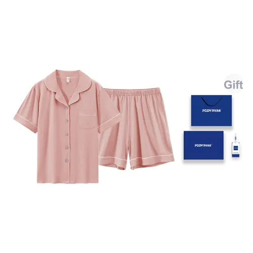 Floating Light Islands Пижама Набор Женский Коробка Светло-Розовый