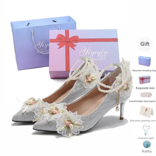 Take The Qin Slim Heel High Heels 8cm Women's Silver Gift Packs