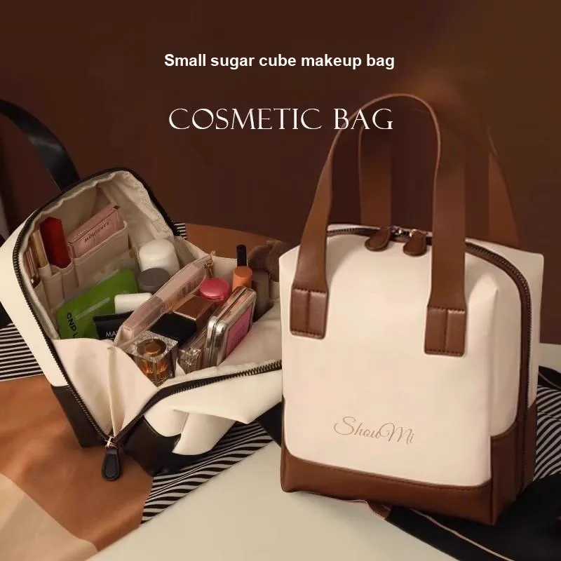 PISSA Large Capacity Partition Makeup Storage Bag Portable-8