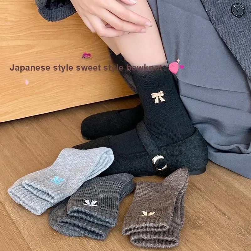 Montagut Mid Calf Socks Women's 3 Pack-2