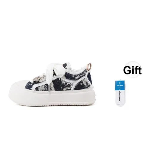 SOAP OPERA Basic Collection Coverage Slip Resistant And Abrasion Resistant Low Top Skateboard Shoes Unisex Black