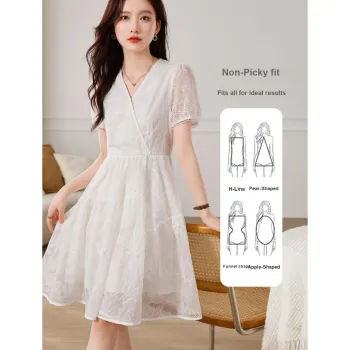 Like The Age Of Water Short Sleeved Dress Women's White