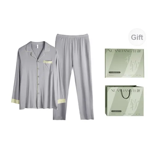 Xuan Liang Men Pajama Sets