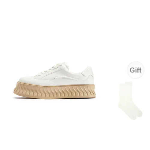 TOOMANYSHOES Matcha Cookies Low Top Stylish Skateboarding Shoes Women's White
