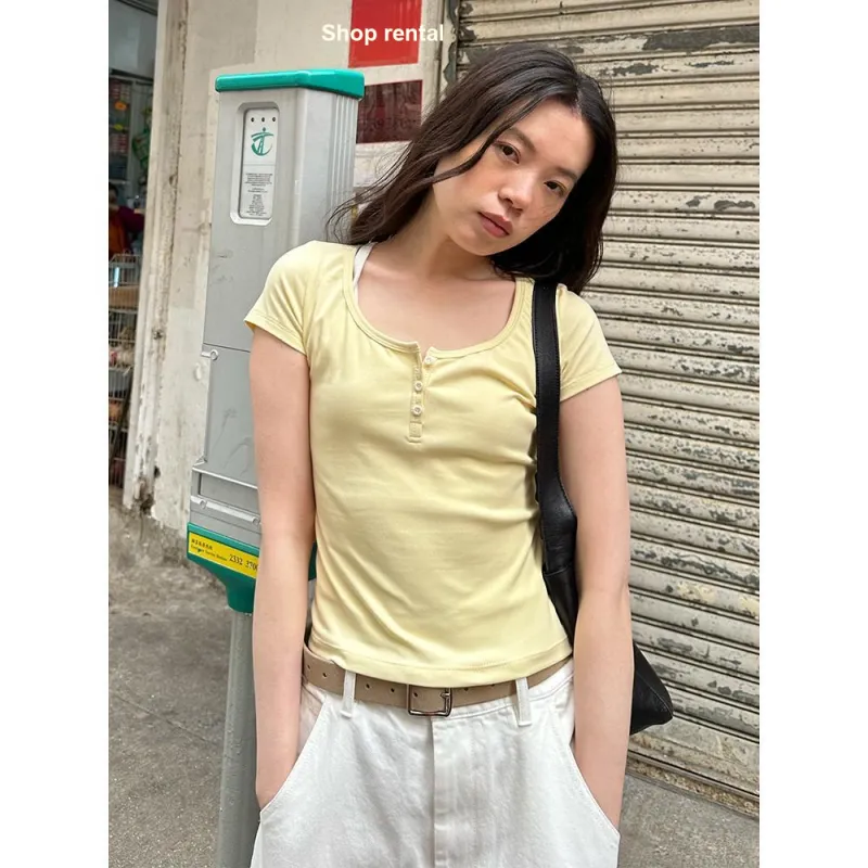 UNRETRO T-Shirts Women's-8