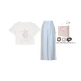 White T-Shirt+Blue Pants