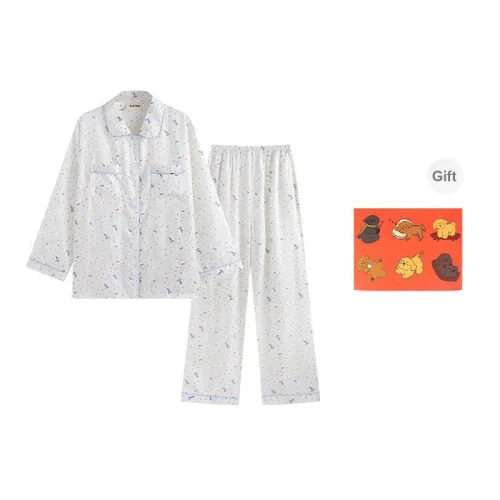Wabi Town Pajama Gift Box Women's Image Color