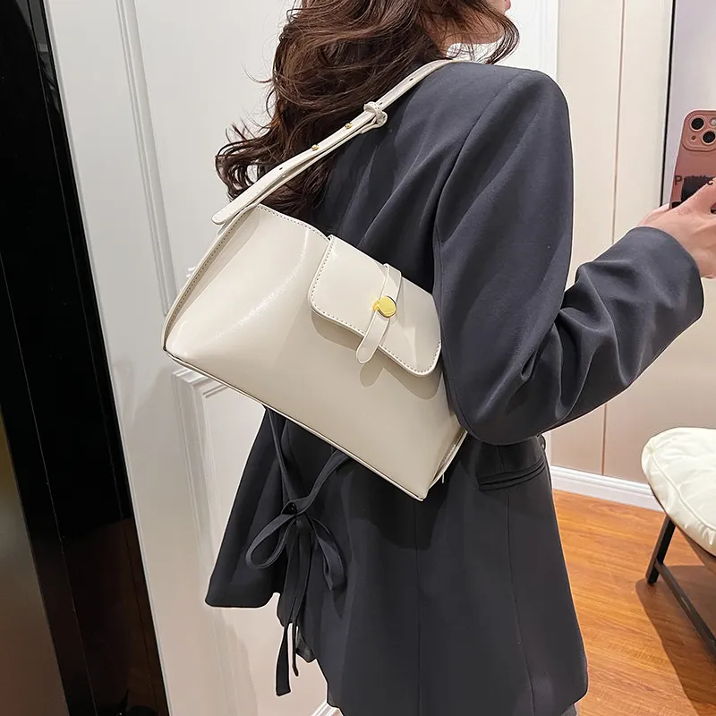 Morellybear PU Crossbody Bag Regular Women's-8