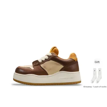 WANDER AROUND Slip-Resistant Water-Resistant Wear-Resistant Breathable Low-Top Skateboard Shoes Women's Caramel Brown