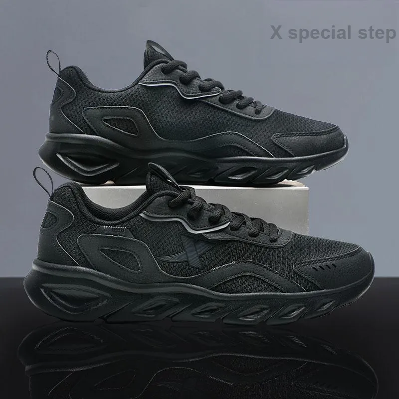 XTEP Slip Resistant Breathable Low Top Running Shoes Men's Black/Charcoal Gray-6
