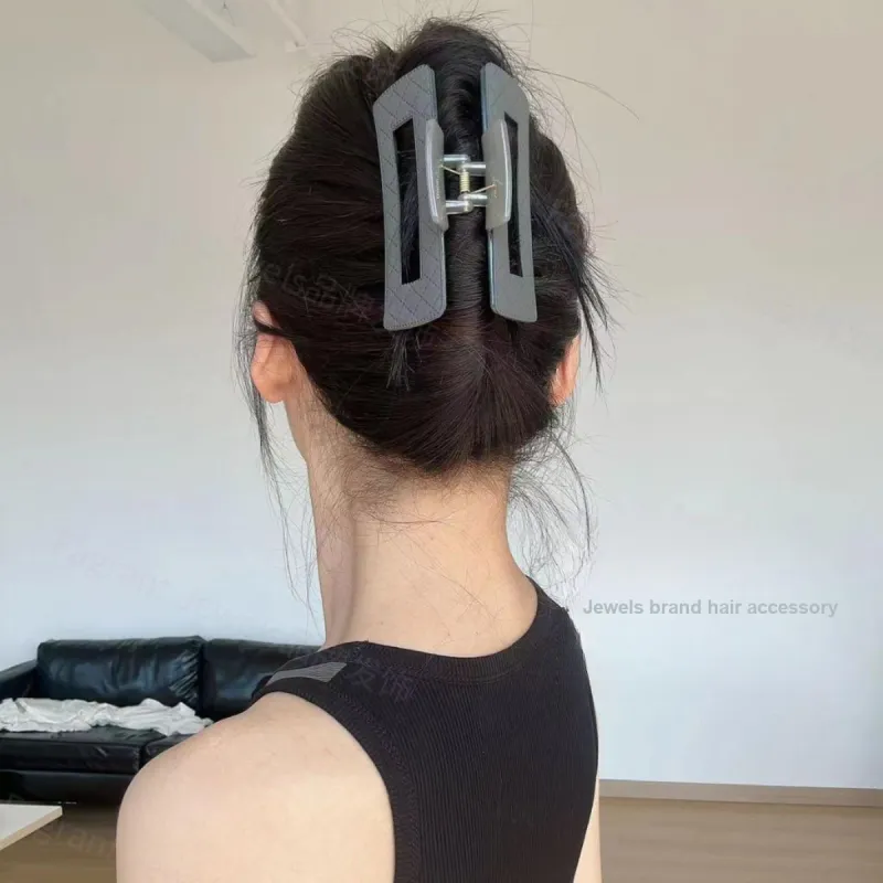 GOODY Acrylic Hair Clips Women's Gray-3