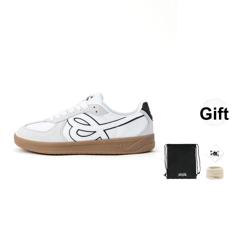 WE FLOWER German Army Trainers Unisex Low top White