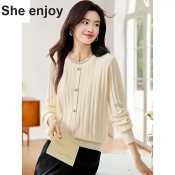 She Enjoys Knitwear Women's Ecru