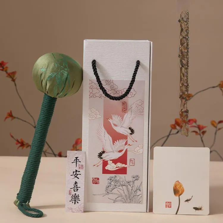Accompanied By Warmth And Summer Gift Box Sets-5