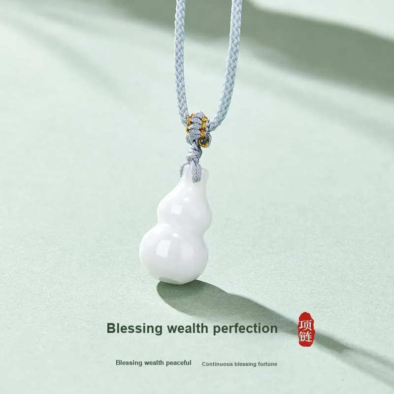 MAMADESHOUHU Chalcedony Jade Necklaces Unisex-1
