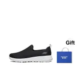 Black+Giveaway