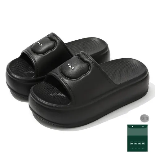Red bean Slippers / Home Slippers