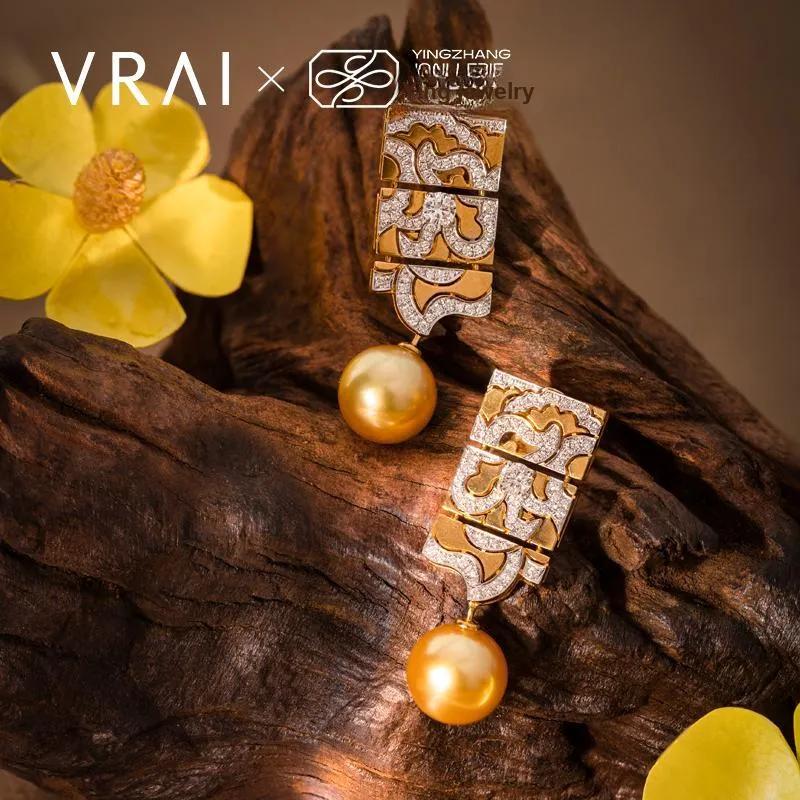 VRAI Earrings Women's-1