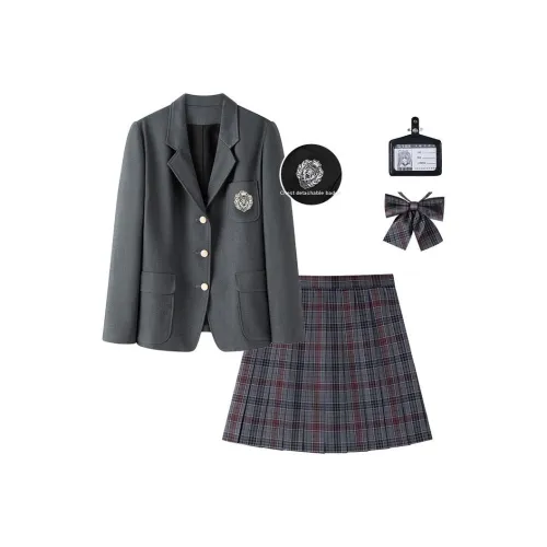 Tokyo Season Tengchuan Средне-серый + Лес Ягода + Маленькие Items Женская Униформа