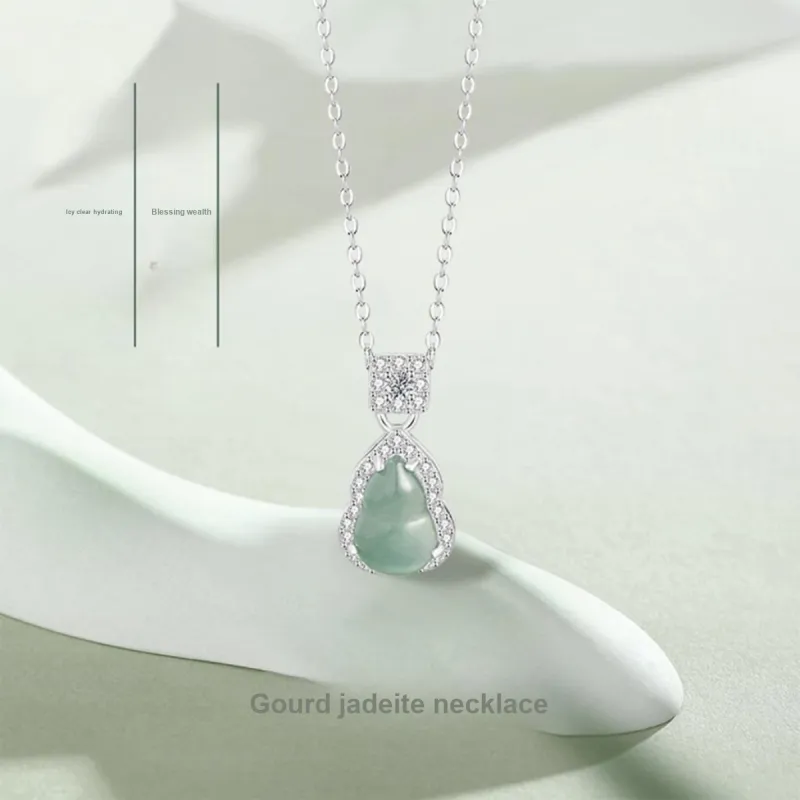 PUTUOSHANWENCHUANG Glutinous Jade Jadeite Necklaces Women's-1