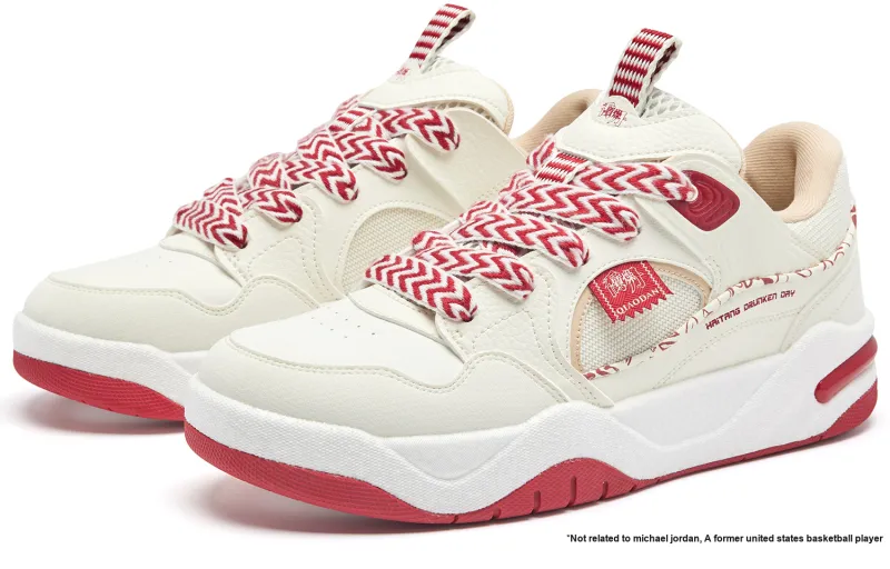 QIAODAN Wave Anti Slip Wear Resistant Low Top Skateboard Shoes Men's Ivory White Iron Red-2