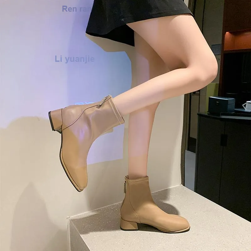 Take The Qin Ankle Boots Women's-17