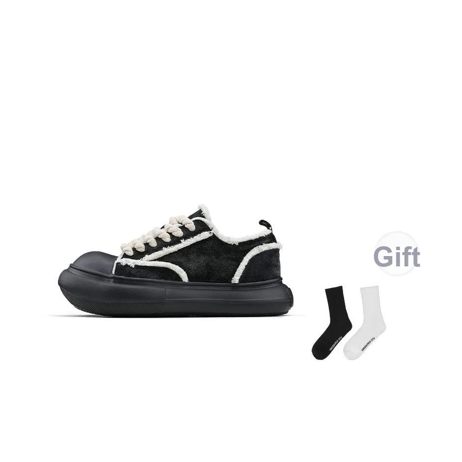 HANQIAORIJI Rakura series Устойчивые к истиранию Увеличение высоты Низкие кроссовки для скейтбординга Унисекс Черные