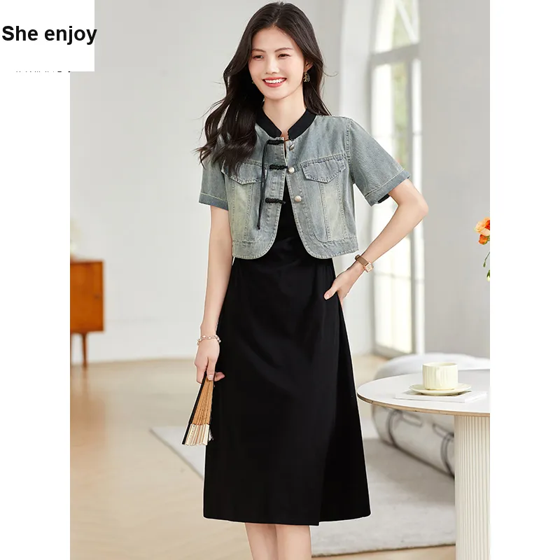 She Enjoys Short Sleeved Dress Women's-2