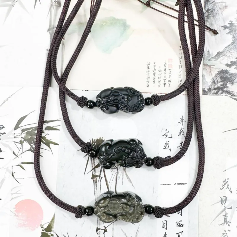Tang Zhi Obsidian Necklaces Unisex-2