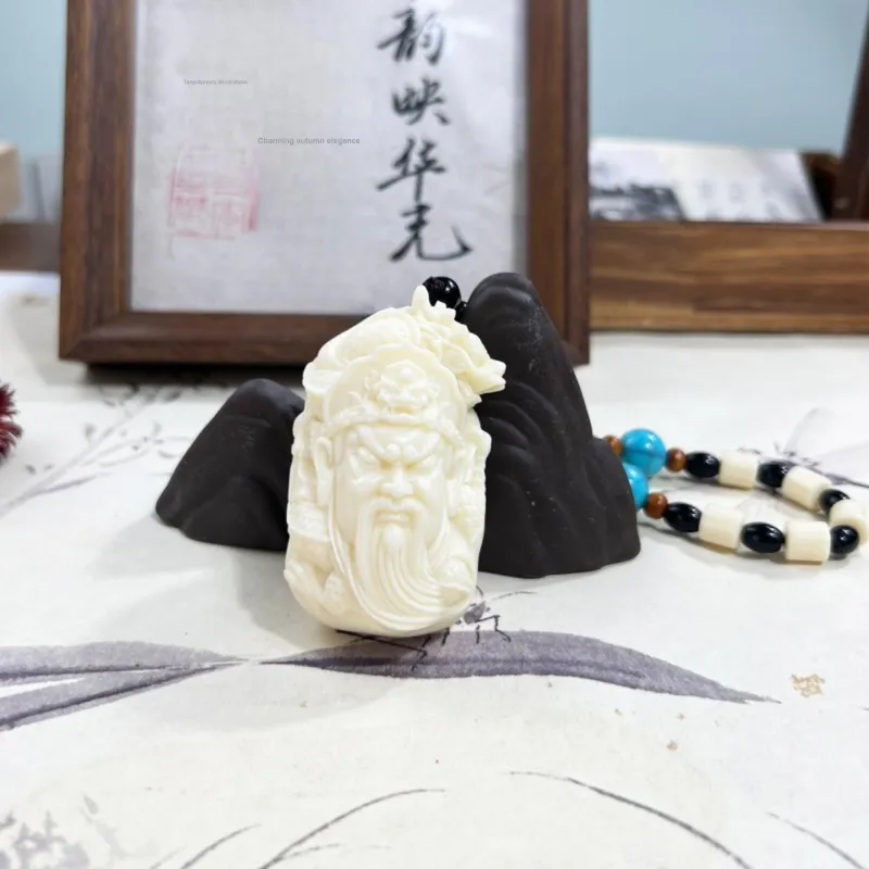 Tang Zhi Bodhi Root Ornaments Unisex-1