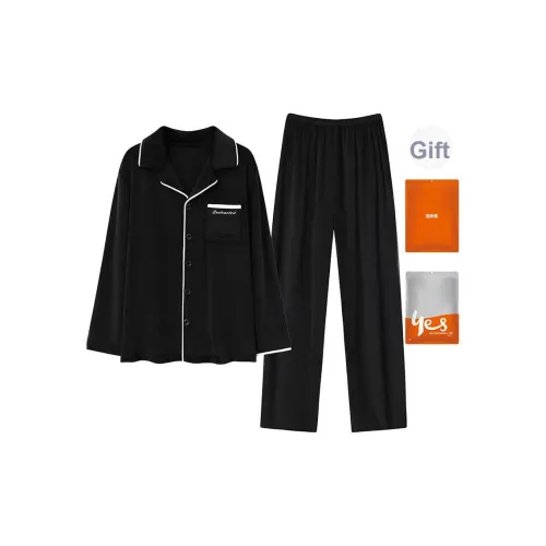 Удобный и освежающий комплект пижам мужского пола черного цвета